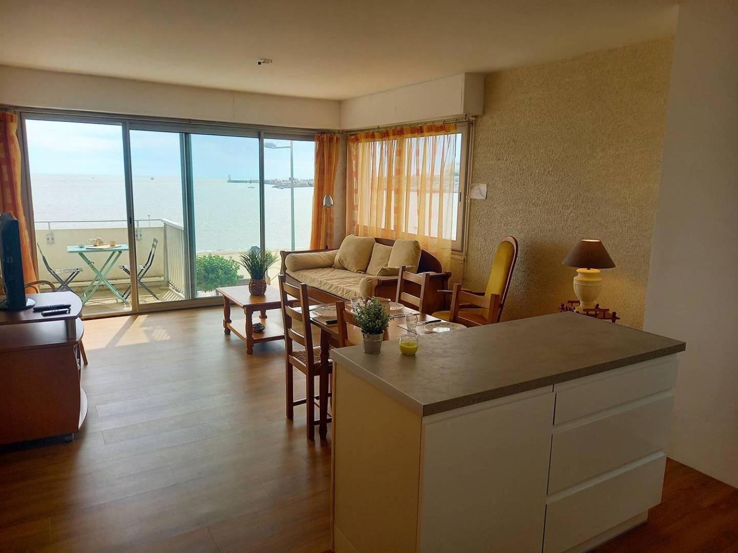 Royan - VUE MER pour cet APPARTEMENT face à la PLAGE - GRANDE CONCHE Esterno foto